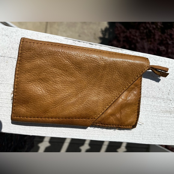Free People natural butter soft leather wallet phone holder - Picture 6 of 6